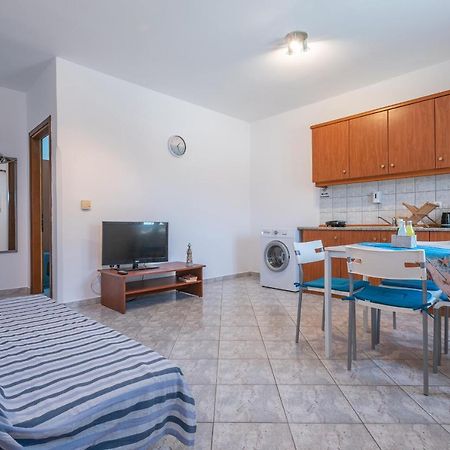 A & K Vacation House Varos ภายนอก รูปภาพ